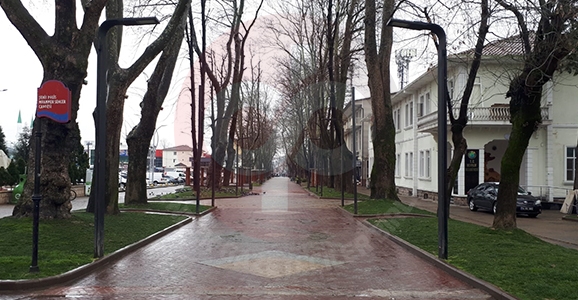 Hendek’te Sokaklar Boş Kaldı