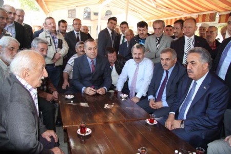 HENDEK'TE YAZICI RÜZGARI