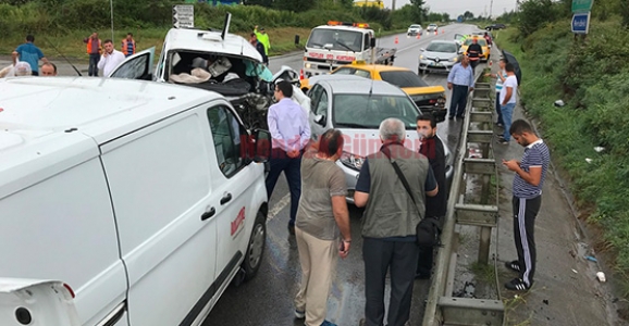 HENDEK’TE ZİNCİRLEME KAZA 6 YARALI