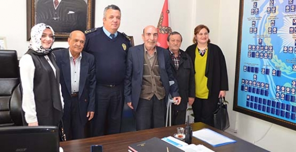 HUZUR EVİ SAKİNLERİ VE ÖĞRENCİLER, EMNİYET MÜDÜRÜ BAŞ' I ZİYARET ETTİ