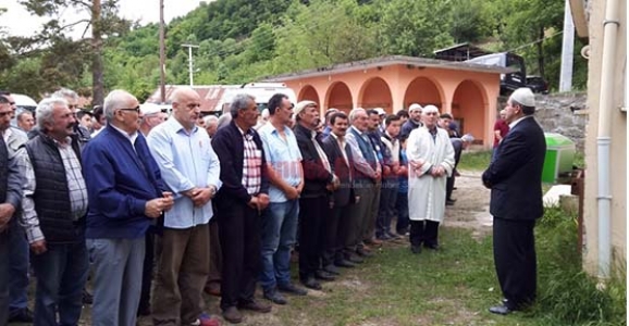 İHTİYAR AİLESİNİN ACI GÜNÜ