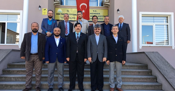 İLÇE MİLLİ EĞİTİM’E NEZAKET ZİYARETİ