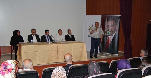 İNCİ  'HENDEK BİR MARKADIR