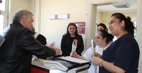 İNCİ TIP BAYRAMI’NI KUTLADI