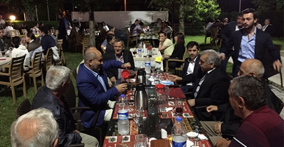 İNCİ VE PÜSKÜLLÜ 1 GÜNDE 5 İFTAR PROGRAMINDA