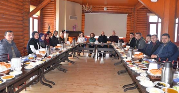 İSG UZMANLARI HENDEK’TE TOPLANDI