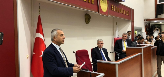 İşyeri Adında Türkçe Zorunlu Olsun