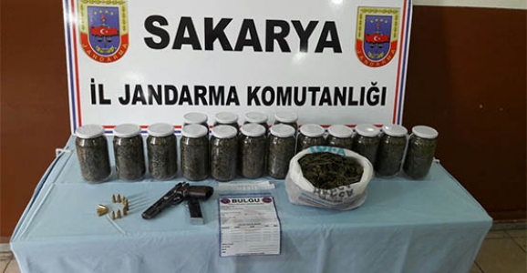 JANDARMA’DAN UYUŞTURUCUYA GEÇİT YOK