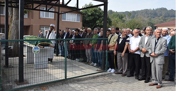Kadın Cinayeti Kurbanına Hazin Veda