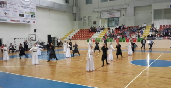 KAFKAS KÜLTÜR DERNEĞİNDEN SEZON SONU PROGRAMI