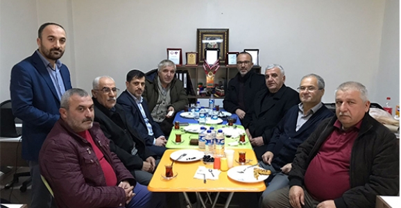 KAHVALTI HENDEKLİ GAZETECİLERDEN