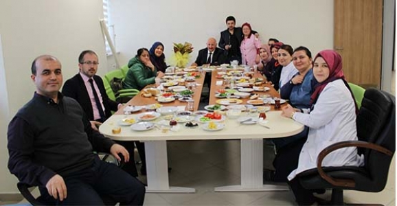 KAMU HASTANELERİNDE EBELER HAFTASI KUTLANDI