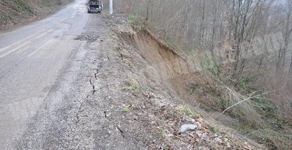 KAR ERİDİKÇE HEYELANLAR MEYDANA GELİYOR