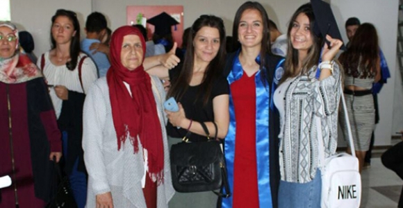 KARATE TAKIMI MEZUN OLDU