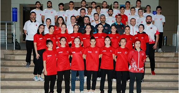 Karatecilerimiz Madalya Avında