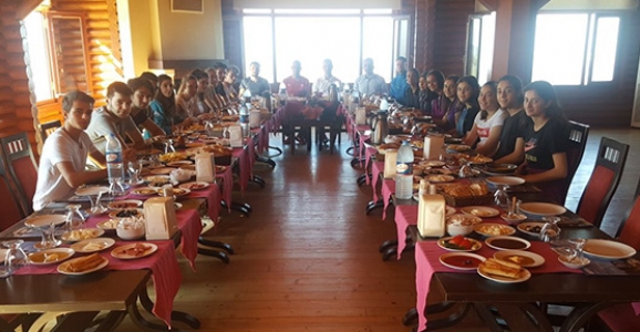 KARATECİLERİMİZ GAZİANTEP YOLUNDA