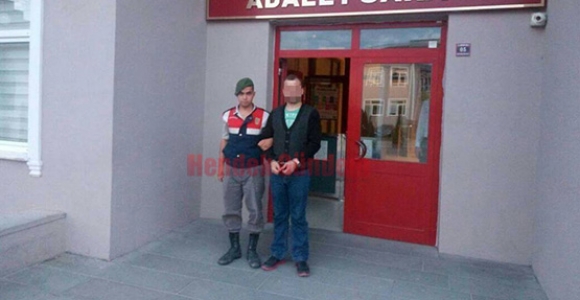 KARISINI ÖLDÜREREK DEREYE ATAN KOCA TUTUKLANDI