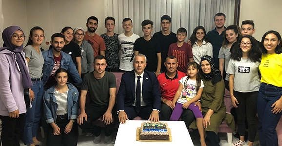 Kayacık’a doğum günü sürprizi