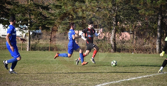 Kazımiyespor  Karapürçek Engelini 6 Gol ile Aştı