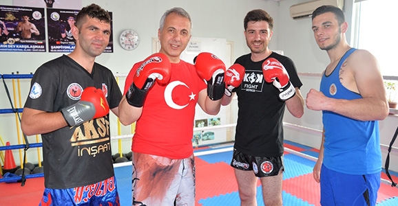 Kick Boks’un Kalbi Hendek’te Atacak