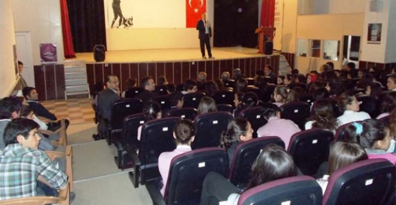 KIZ MESLEK LİSESİ STAJ TANITIM FAALİYETLERİ