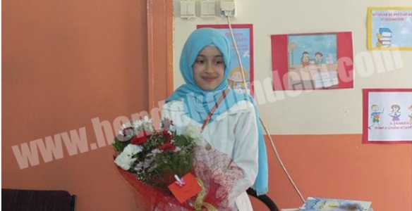 KÜÇÜK YAZAR HATİCE’DEN İMZA GÜNÜ 