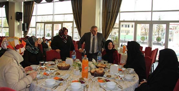 KUR'AN KURSU ÖĞRENCİLERİ HGM DE BİR ARAYA GELDİ  