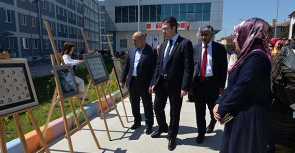 KYK ‘DA YILSONU SERGİSİ AÇILDI