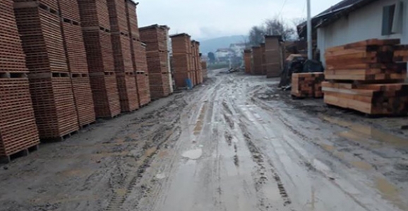 Mahalle Sakinleri Yol İstiyor