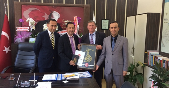 MEB-DER İLÇE MİLLİ EĞİTİM MÜDÜRÜ MUSTAFA ÇUHADAR’I ZİYARET ETTİ