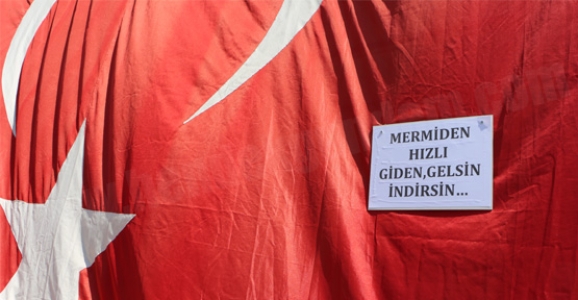 MERMİDEN HIZLI GİDEN, GELSİN İNDİRSİN