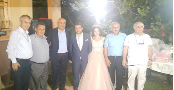 MERYEM VE ANIL MUTLULUĞA YELKEN AÇTI