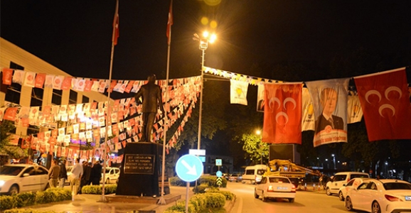 MHP MEYDANI GELİN GİBİ SÜSLEDİ