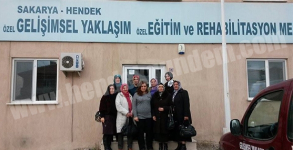 MHP’Lİ KADINLARDA ÖZEL ÇOCUKLARA ZİYARET 