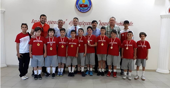 Mini Minikler Kaymakamı Ziyaret Etti