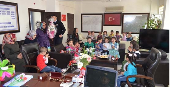 MİNİK ÖĞRENCİ EMNİYET MÜDÜRÜ OLDU