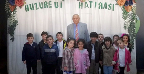 Minikler Huzurevini Ziyaret Etti