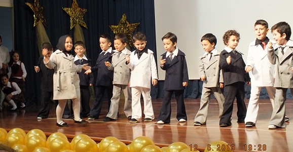 Miniklerden Yılsonu Gösterisi