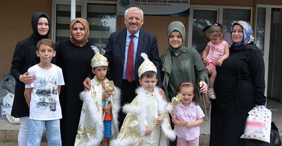 Miniklere Sünnet Kıyafeti Sürprizi