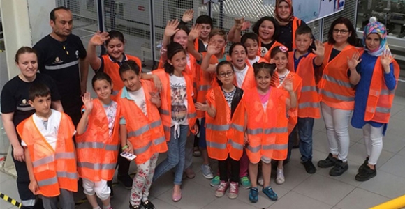 NOKSEL İLKOKULU HAYAT SU FABRİKASINI GEZDİ