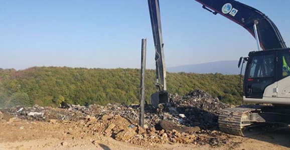 NURİYE ÇÖPLÜĞÜNDE 6 ADET BACA ÇAKILDI 