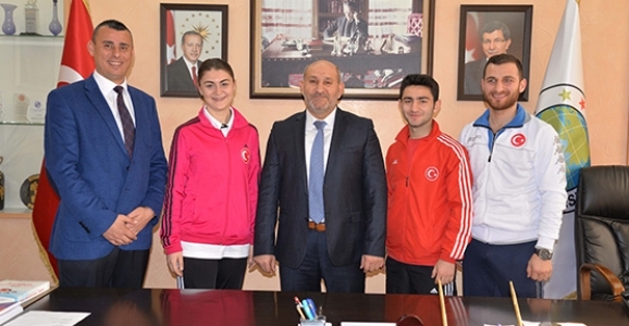 ÖDÜL TÖRENİ ERTELENDİ