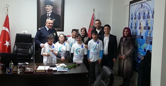 ÖĞRENCİLER EMNİYET’İ UNUTMADI