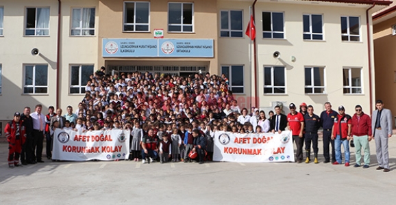 ÖĞRENCİLER TATBİKATLARLA ÖĞRENİYOR