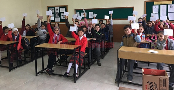 ÖĞRENCİLERDEN ASKERLERE MEKTUP