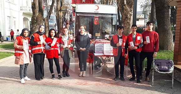 Öğrenciler'den Kızılay Farkındalığı