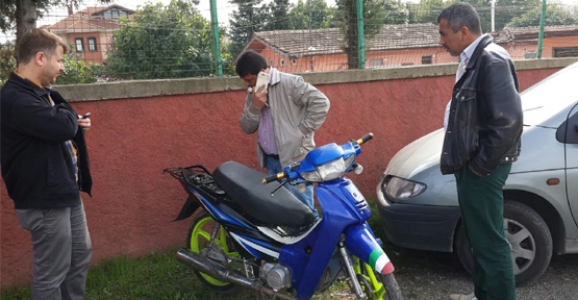 OKUL ÖNLERİNDEKİ YABANCI ŞAHISLARA CEZA YAĞDI