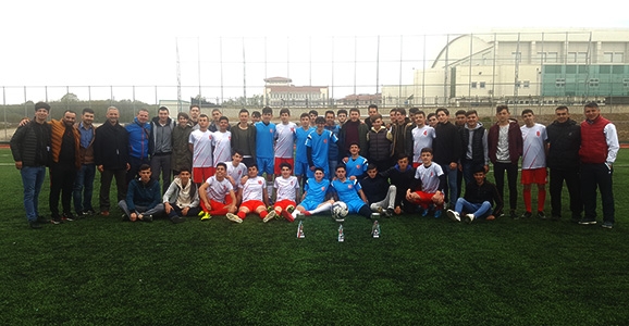 Okul Sporları Futbol Müsabakaları Düzenlendi
