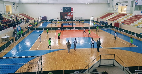 OKUL SPORLARI SONRA ERDİ