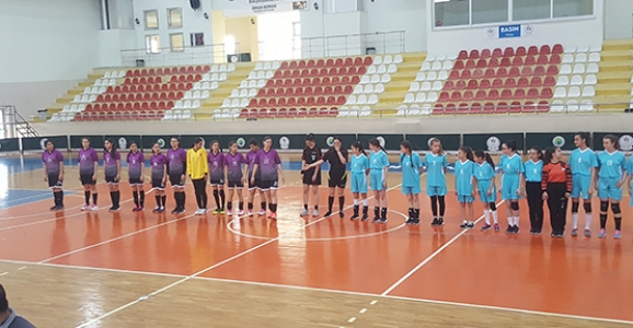 Okul Sporları Hentbol Grup Müsabakaları Başladı